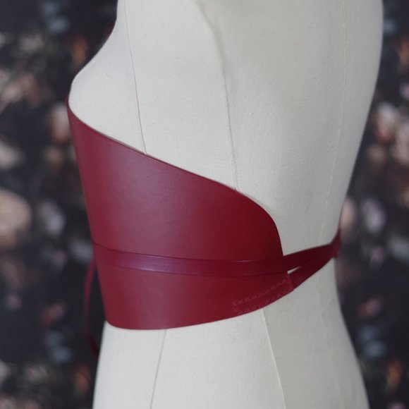 Dehanche Inspired Italian Vachetta Leather Corset Belt with Tie Straps in Red - Picture 13 of 16